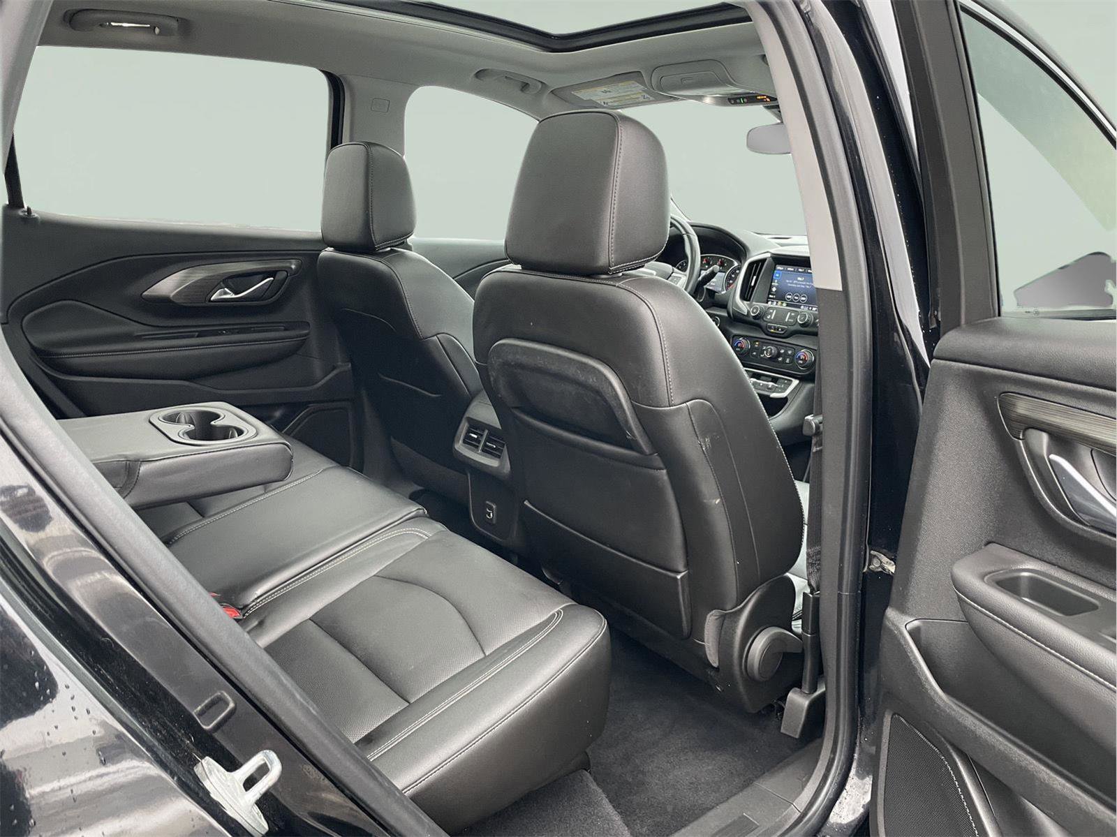 Used 2022 GMC Terrain SLT image 19