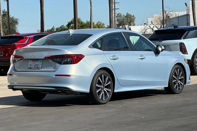 Used 2023 Honda Civic EX image 4