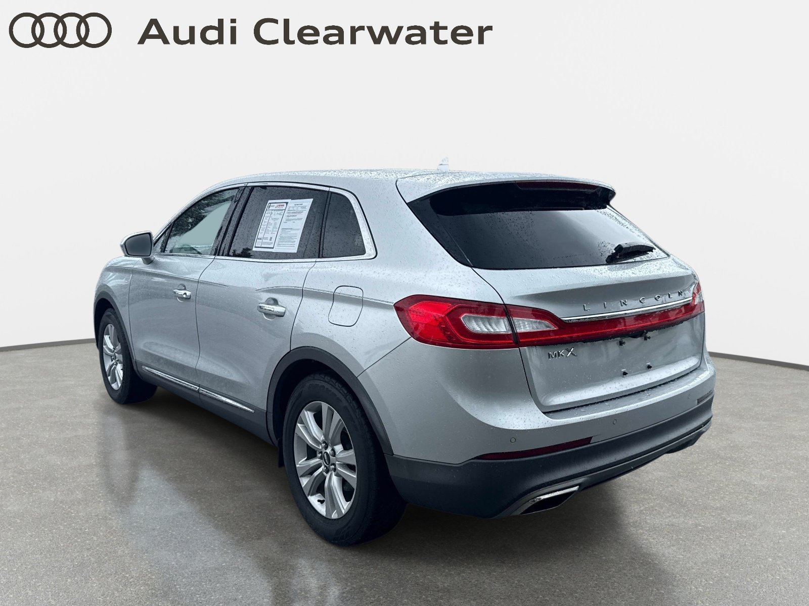 Used 2016 Lincoln MKX Premiere FWD image 3