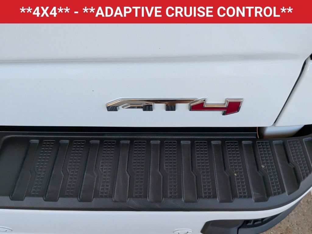 Used 2023 GMC Sierra 1500 AT4 w/ AT4 Premium Package AWD/4WD image 9