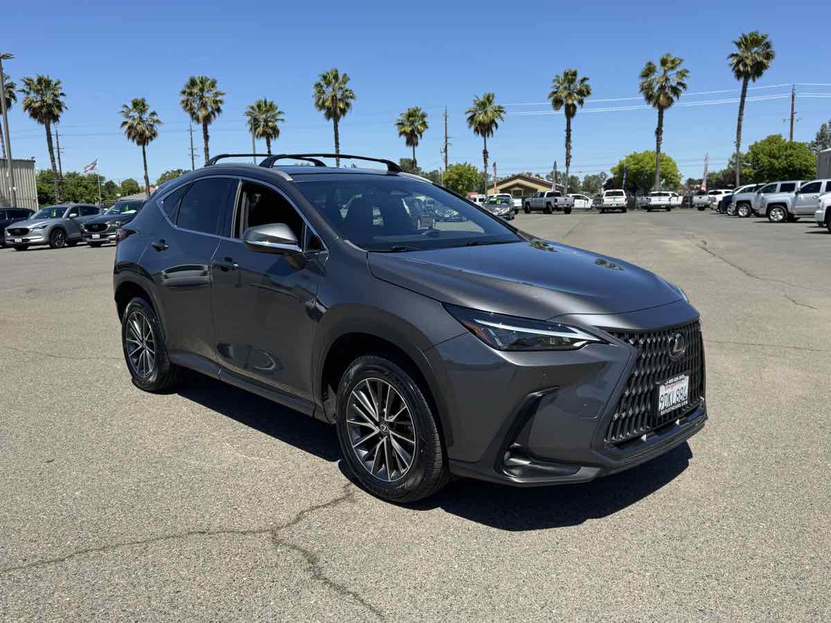 Used 2022 Lexus NX 350 AWD image 2