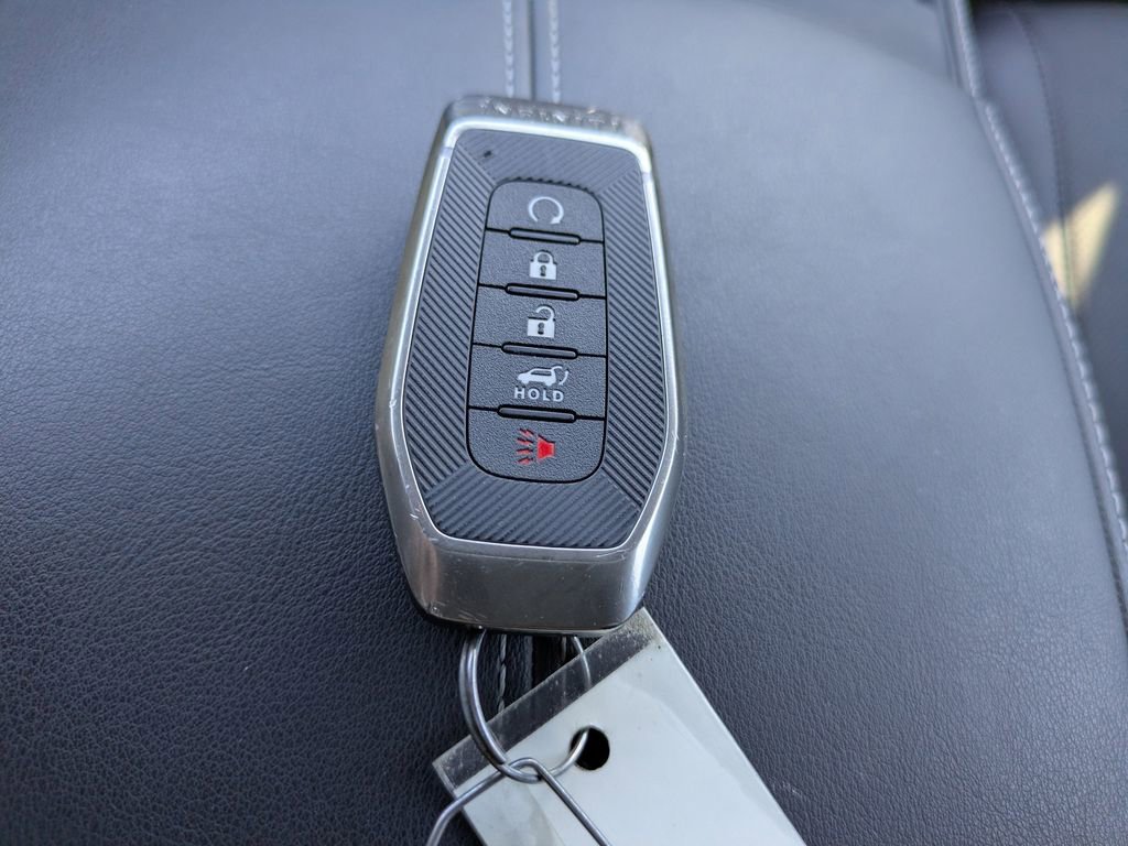 Certified 2025 INFINITI QX60 Luxe w/ Black Edition image 34