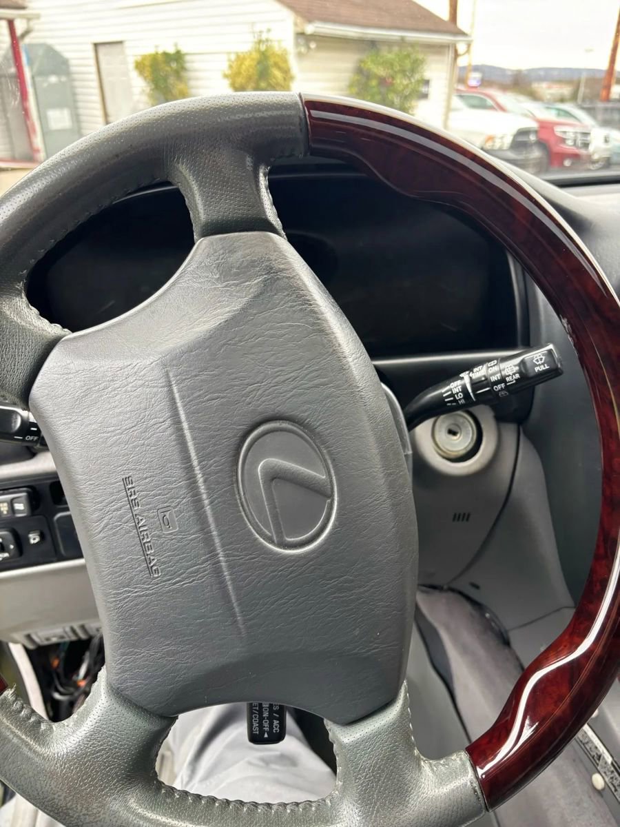 Used 2000 Lexus LX 470 4WD image 53