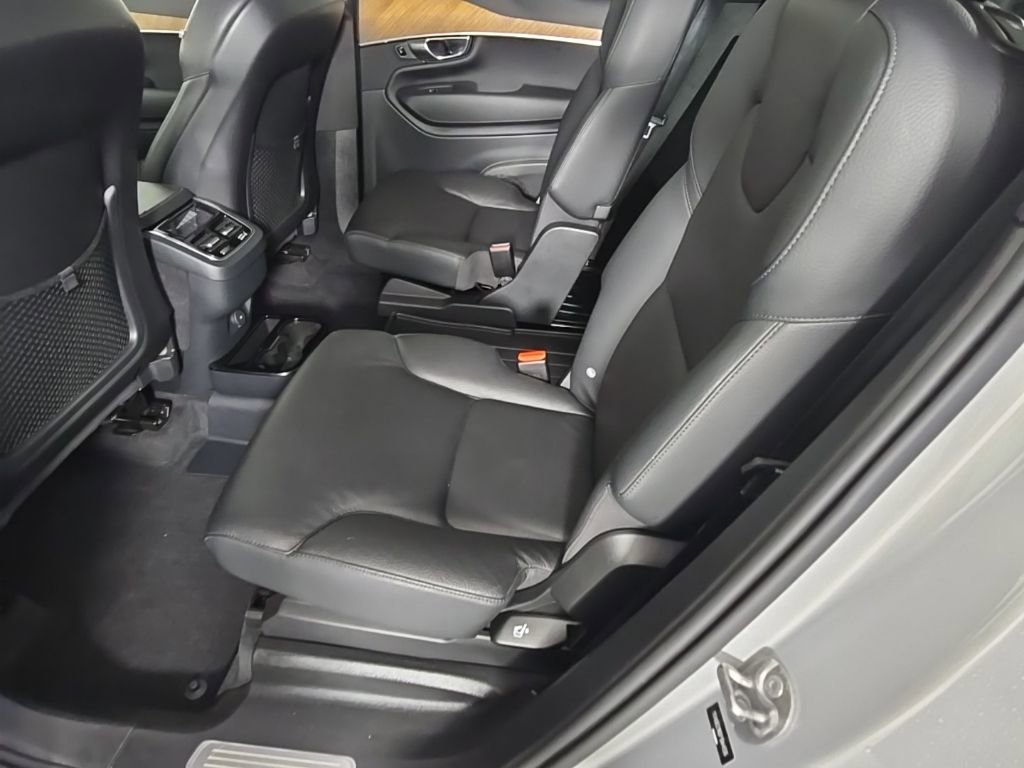 Certified 2023 Volvo XC90 B6 Plus w/ Protection Package Premier AWD/4WD image 14