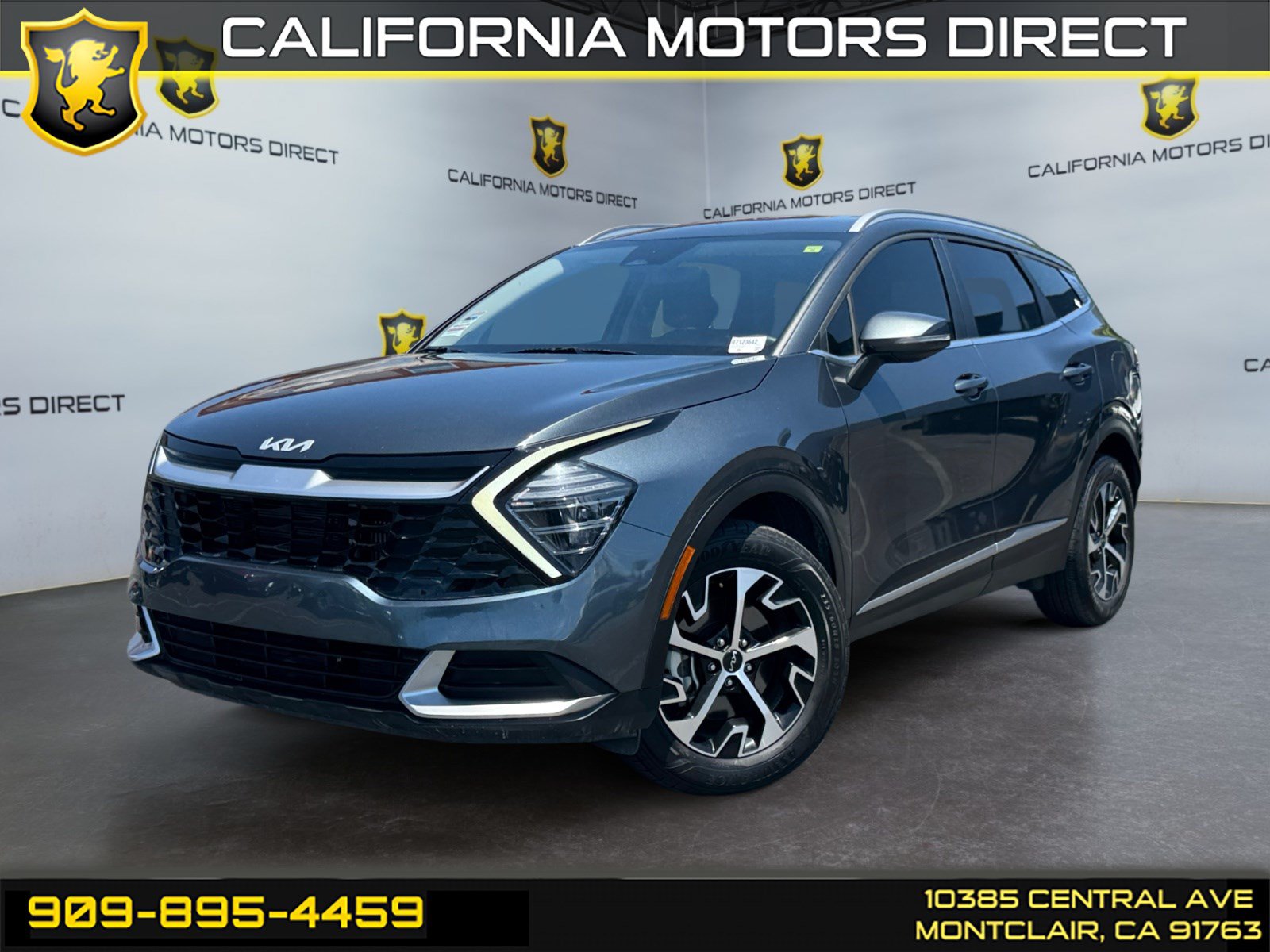 Used 2024 Kia Sportage EX AWD/4WD image 1