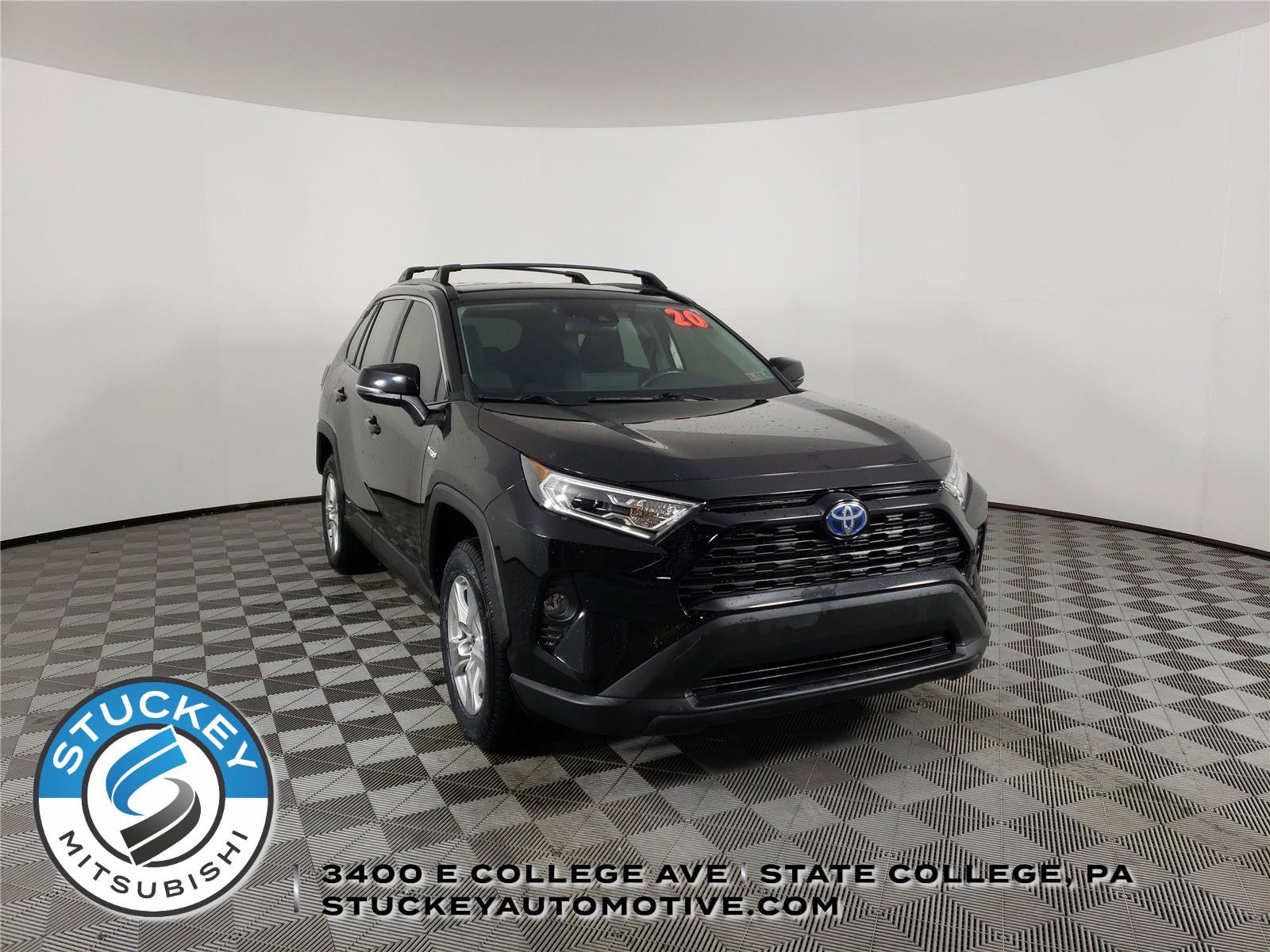 Used 2020 Toyota RAV4 XLE w/ XLE Grade Weather Package