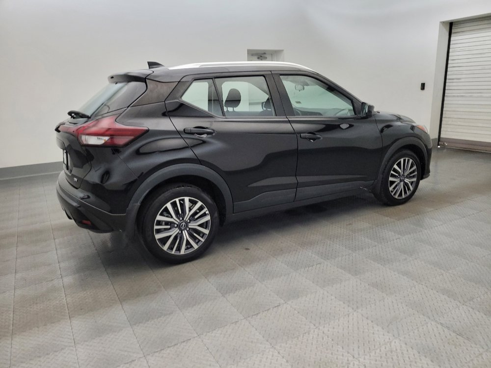 Used 2024 Nissan Kicks SV FWD image 10