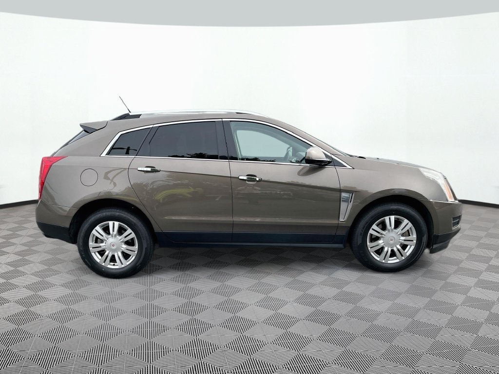 Used 2014 Cadillac SRX Luxury FWD image 4