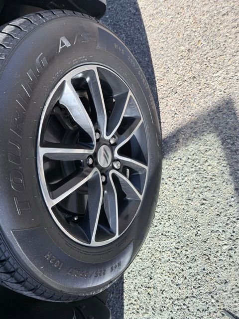 Used 2018 Dodge Journey SXT w/ Connectivity Group FWD image 17