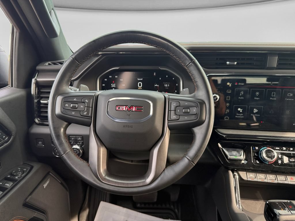 Used 2024 GMC Sierra 1500 AT4 w/ Technology Package AWD/4WD image 15
