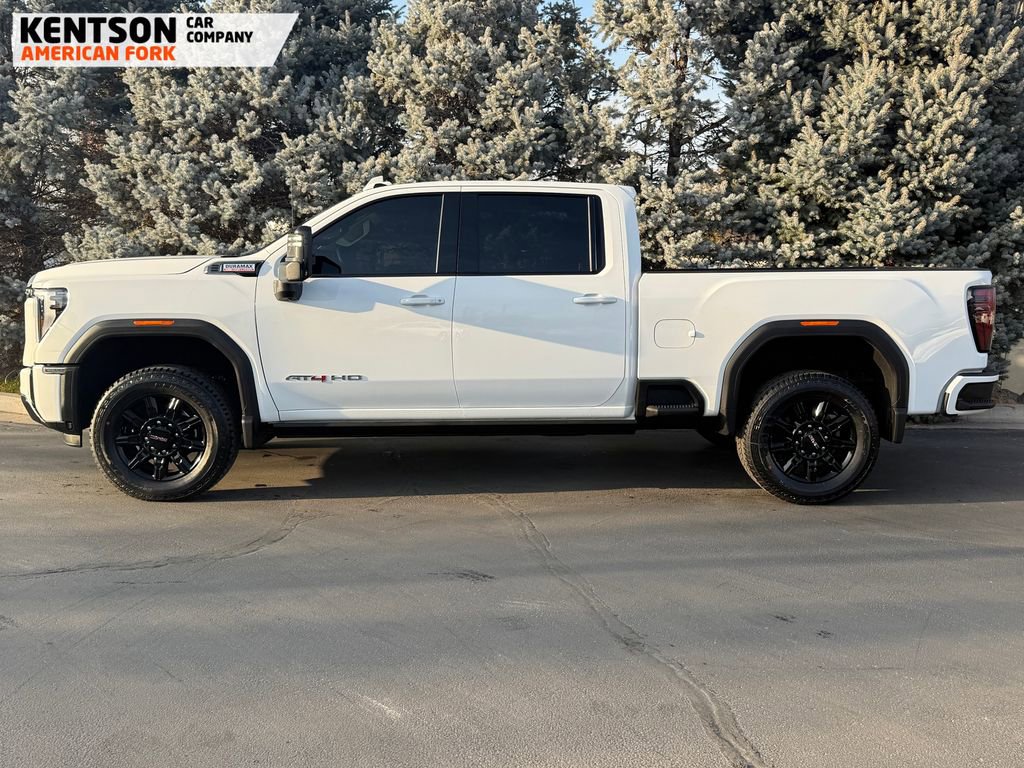 Used 2025 GMC Sierra 2500 AT4 w/ AT4 Premium Plus Package image 4