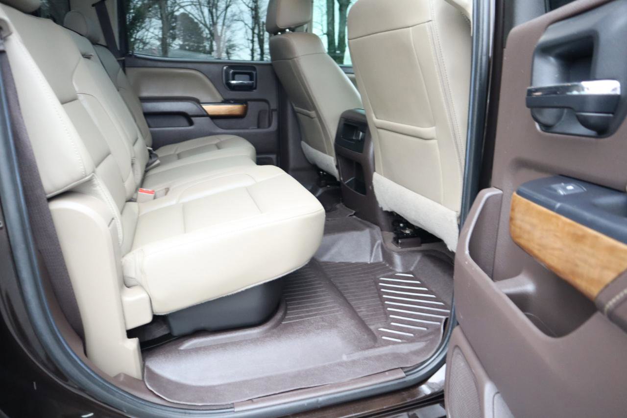 Used 2019 Chevrolet Silverado 2500 LTZ w/ Duramax Plus Package image 17