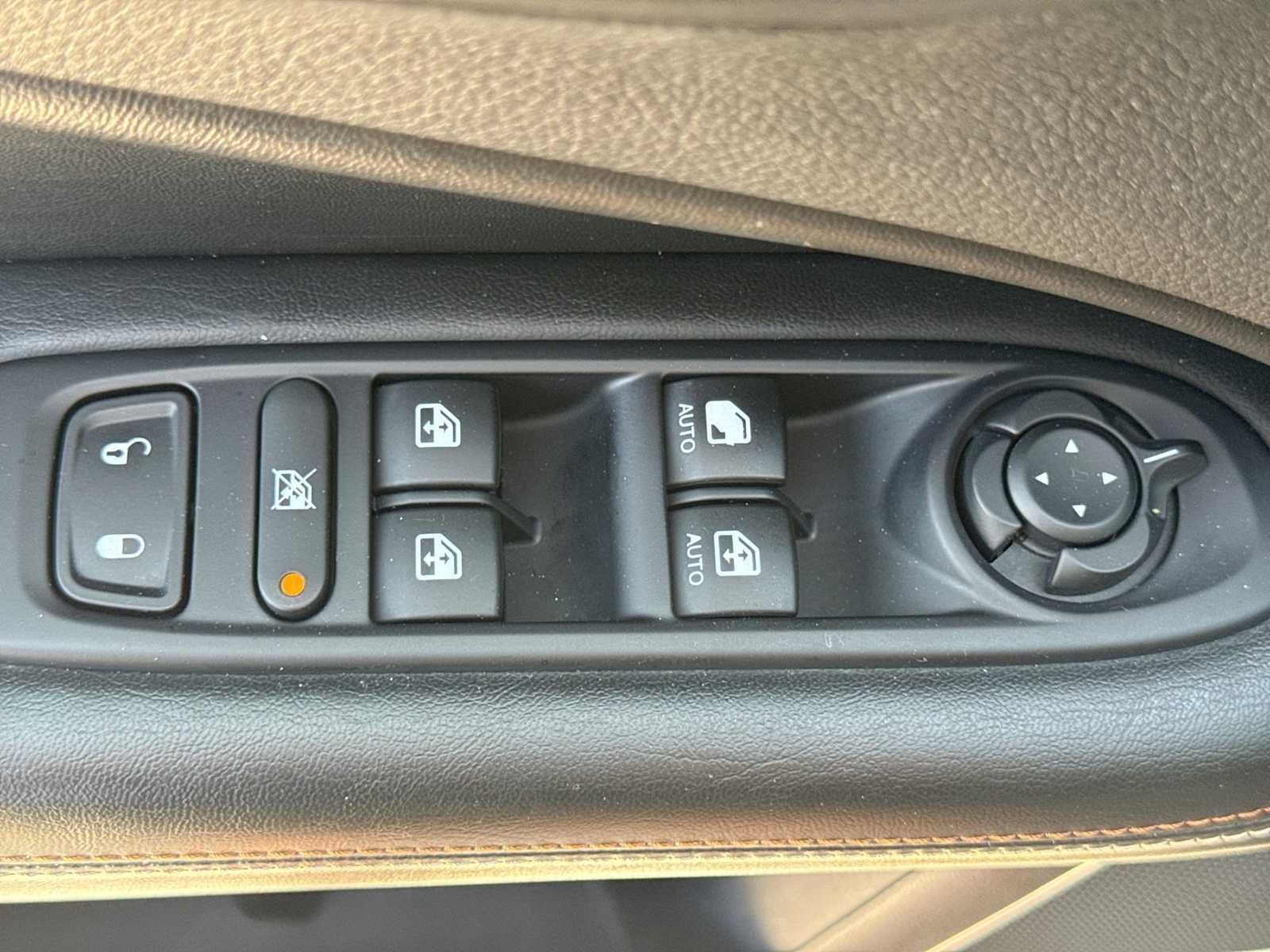 Used 2019 Jeep Compass Sport FWD image 16