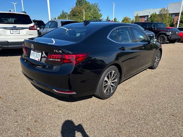Used 2017 Acura TLX FWD image 3
