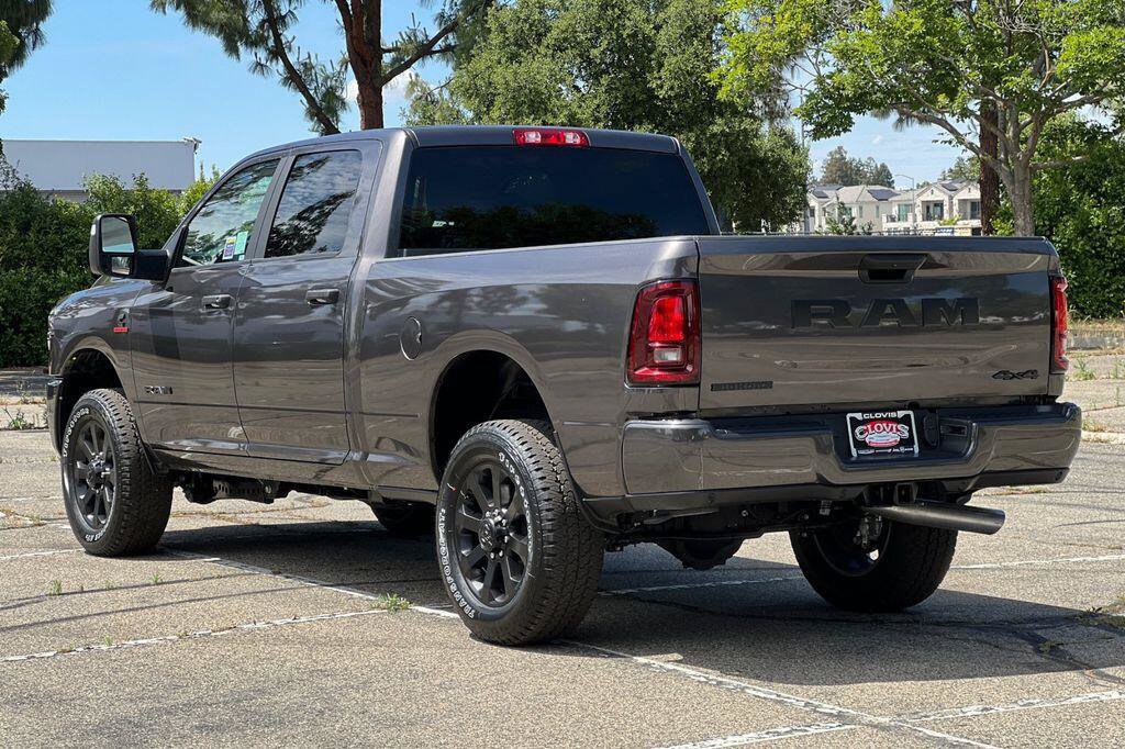 New 2026 RAM 2500 Big Horn AWD/4WD image 6