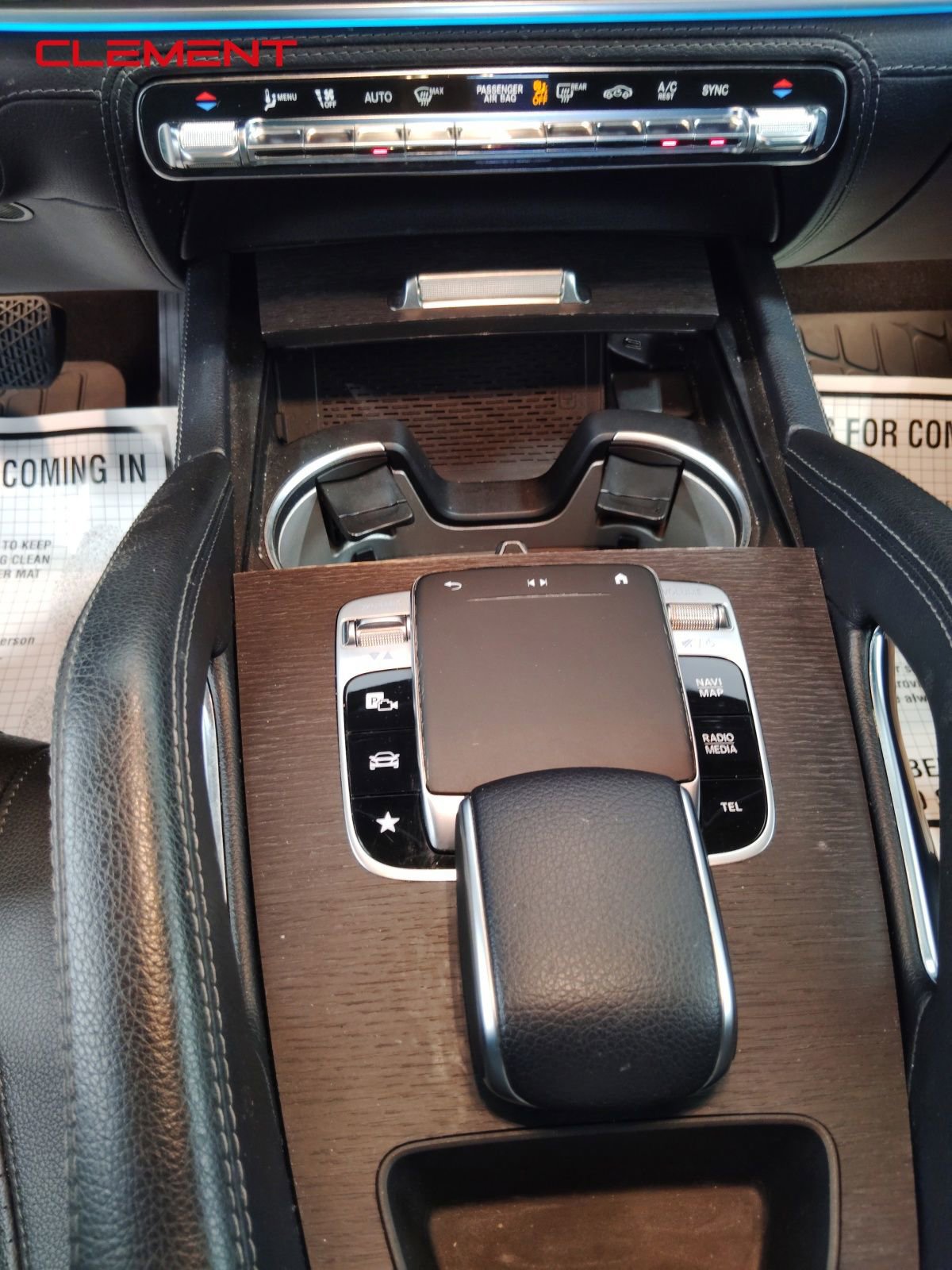 Used 2020 Mercedes-Benz GLE 350 4MATIC w/ MBUX Technology Package image 21