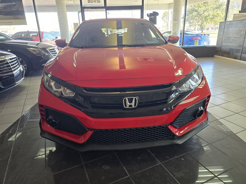 Used 2017 Honda Civic Sport image 2