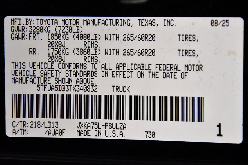 Used 2026 Toyota Tundra Limited AWD/4WD image 14