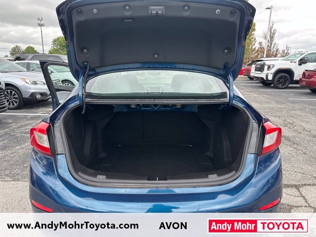 Used 2019 Chevrolet Cruze LT w/ Sun And Sound Package FWD image 11