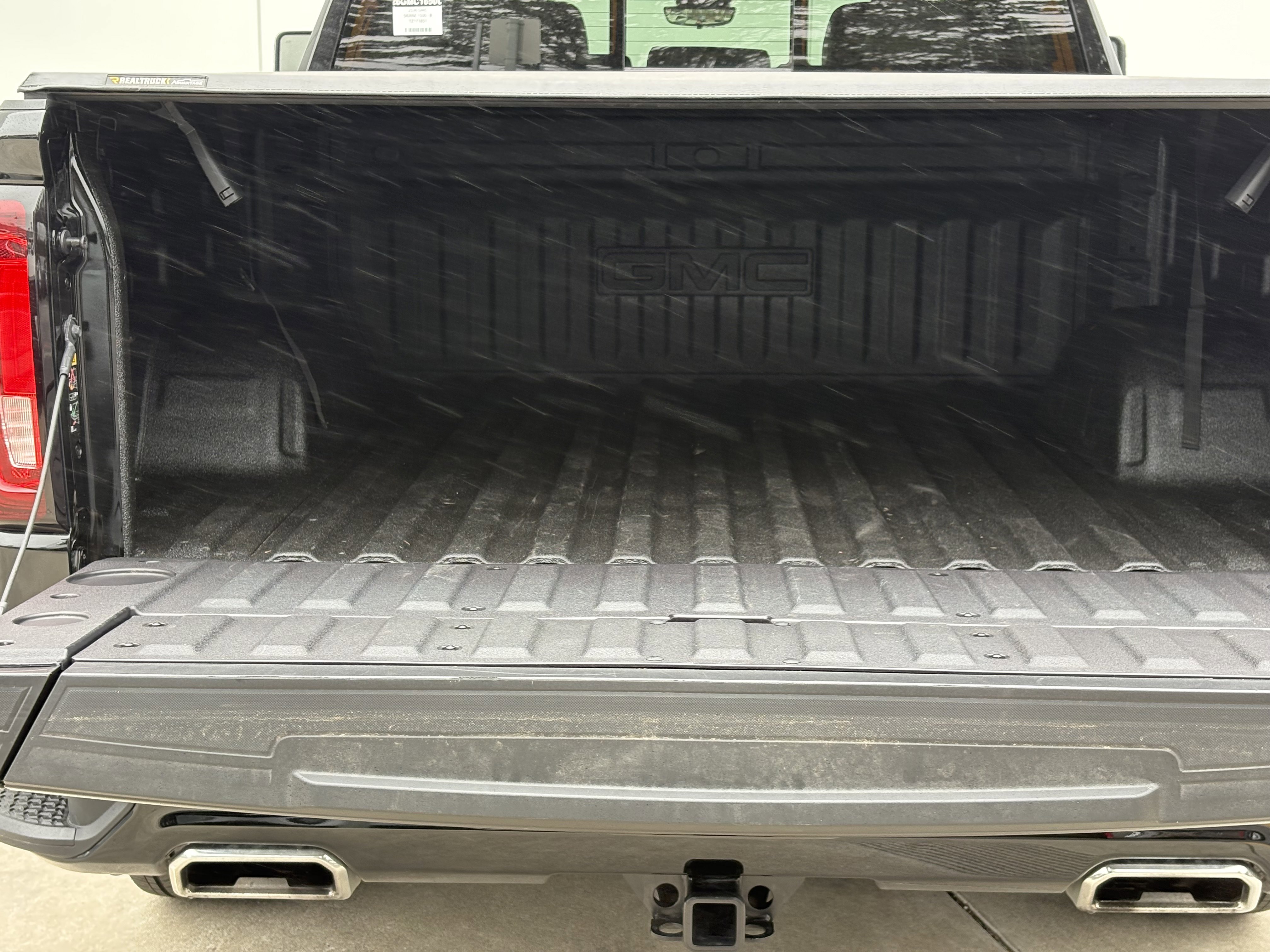 Used 2026 GMC Sierra 1500 Denali w/ Denali Reserve Package AWD/4WD image 9