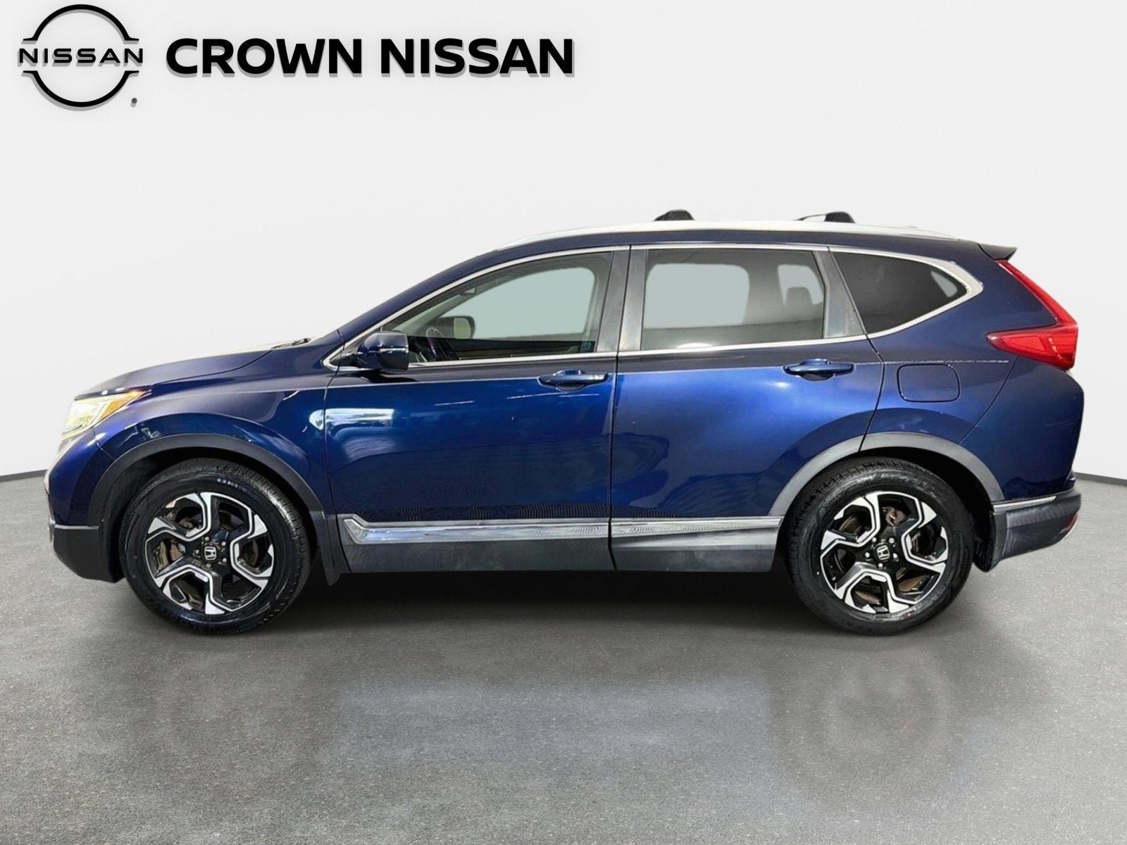 Used 2017 Honda CR-V Touring image 8