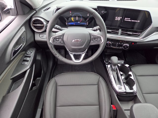 New 2026 Chevrolet Trax ACTIV w/ Sunroof Package FWD image 23