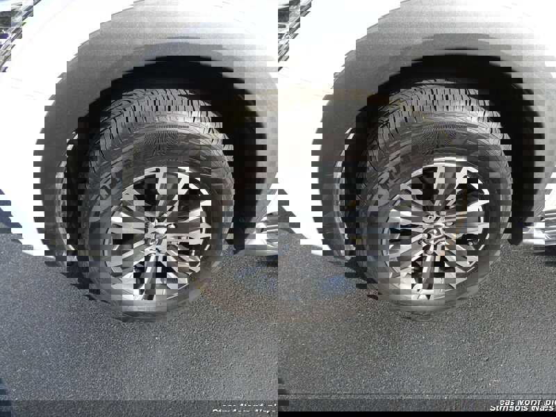 Used 2018 Nissan Armada SL w/ Premium Package image 18