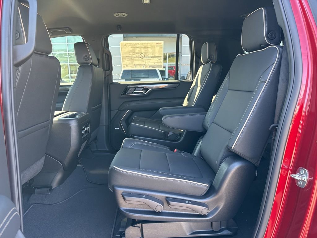 New 2026 GMC Yukon XL Elevation w/ LPO, Elevation Black Package image 28