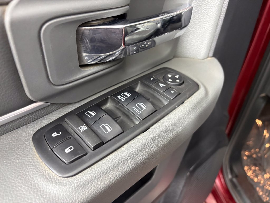 Used 2017 RAM 1500 Big Horn AWD/4WD image 12