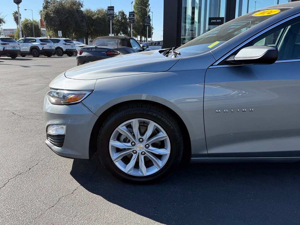 Used 2024 Chevrolet Malibu LT FWD image 5