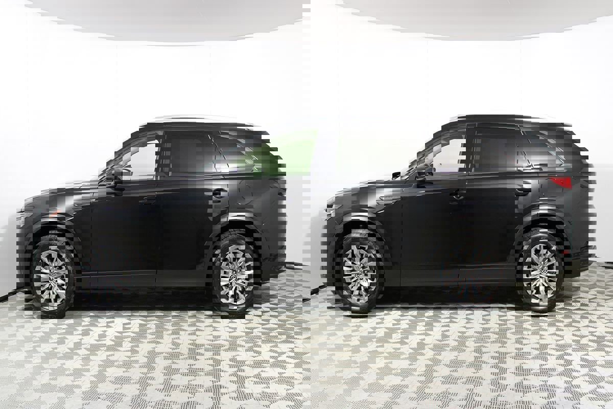 Used 2024 MAZDA CX-90 3.3 Turbo w/ Preferred Plus image 45