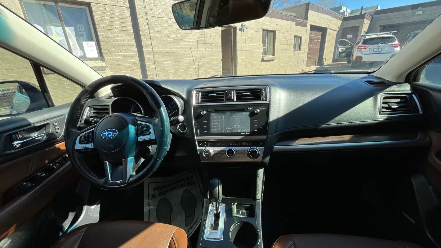 Used 2017 Subaru Outback 2.5i Touring image 17