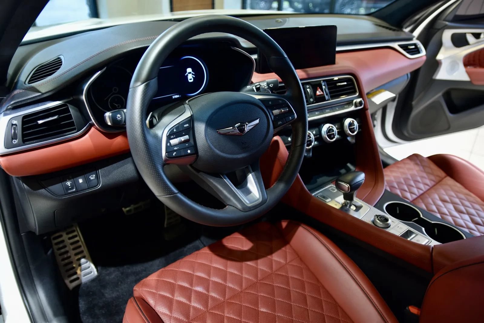 Used 2023 Genesis G70 3.3T w/ Sport Prestige Package AWD/4WD image 11