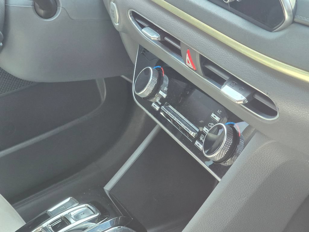 Used 2021 Hyundai Sonata SEL FWD image 15