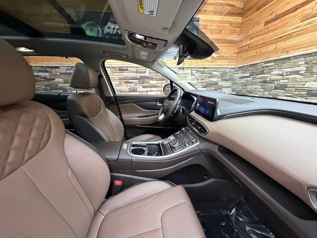 Used 2023 Hyundai Santa Fe Limited image 14