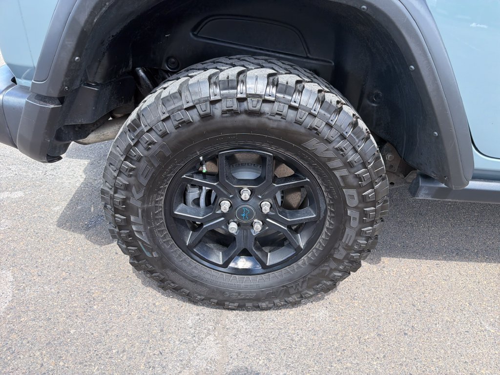 Used 2024 Jeep Wrangler Unlimited AWD/4WD image 33