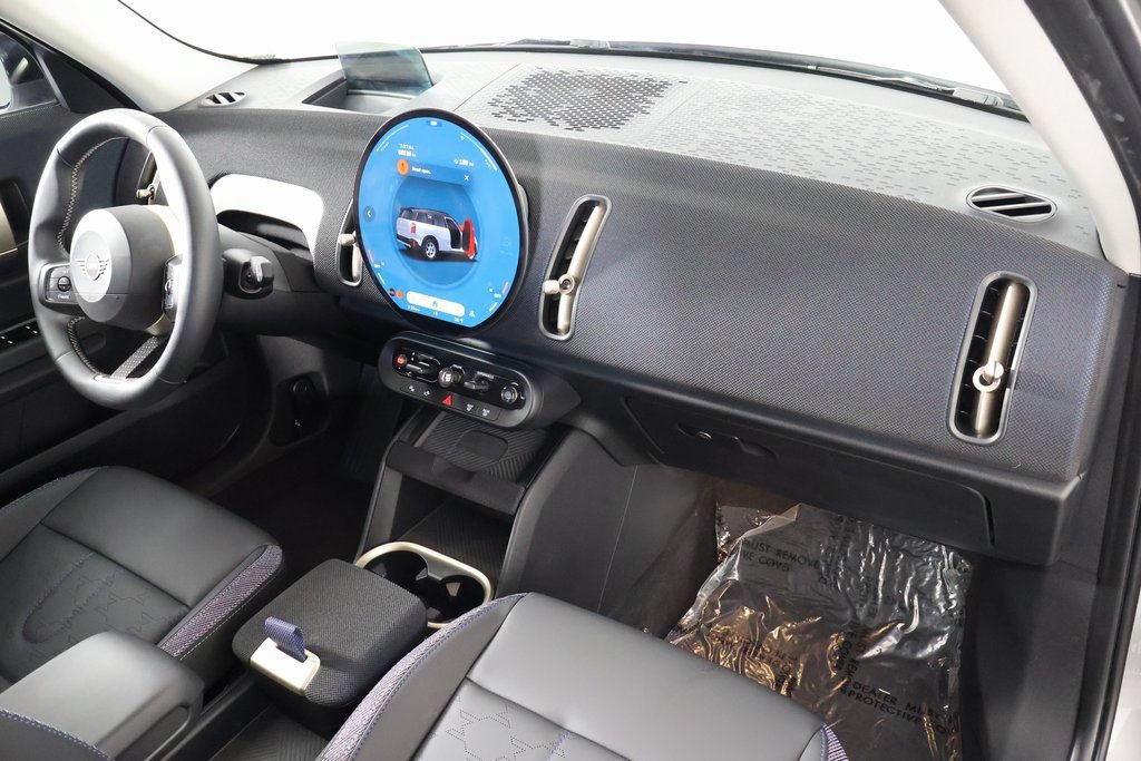 Certified 2025 MINI Cooper Countryman S AWD/4WD image 9