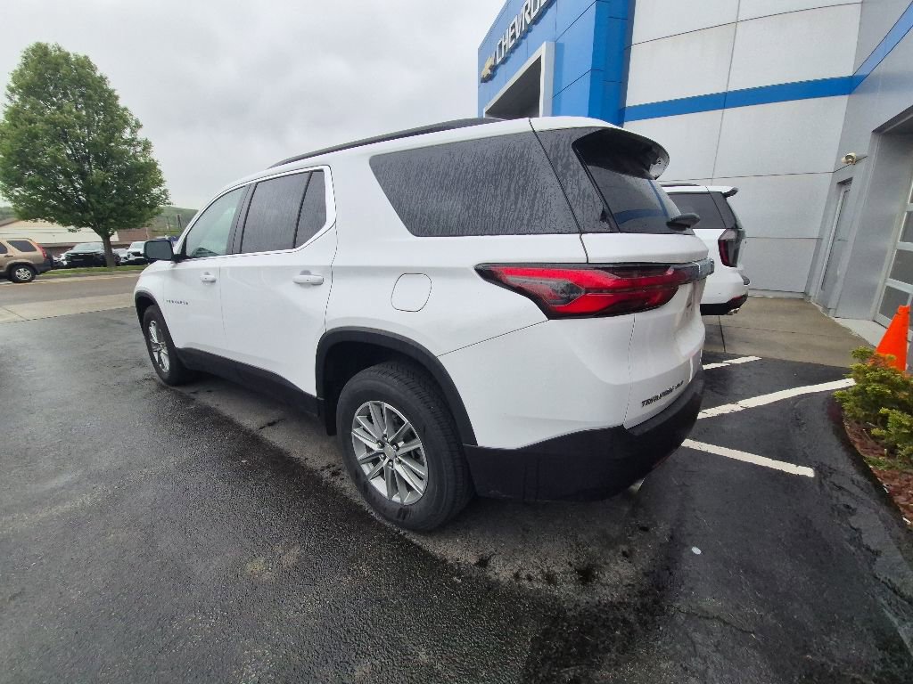 Used 2023 Chevrolet Traverse LT w/ LPO, Floor Liner Package AWD/4WD image 5