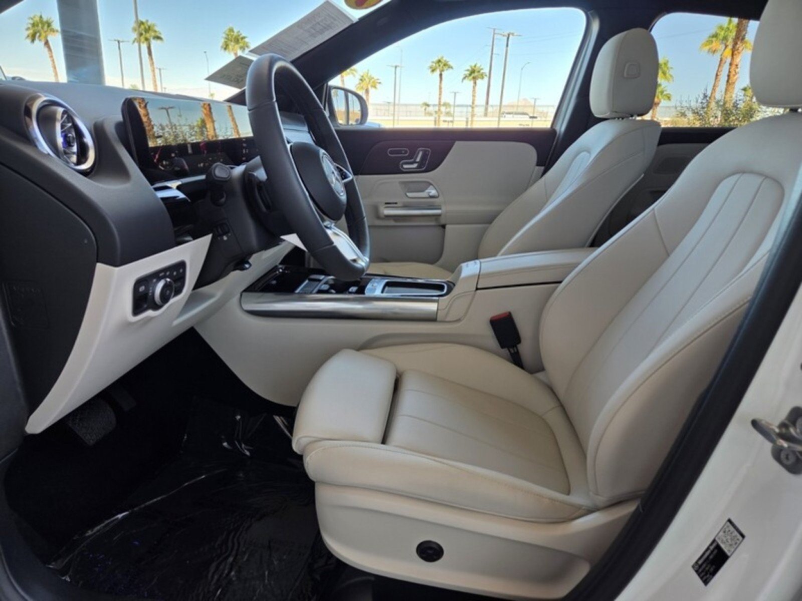 Certified 2026 Mercedes-Benz GLA 250 w/ Exclusive Package image 13