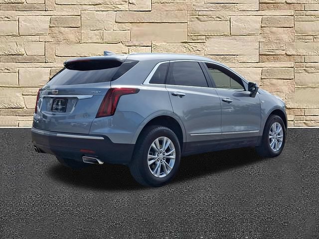 Used 2025 Cadillac XT5 Luxury w/ LPO, Floor Liner Package AWD/4WD image 4