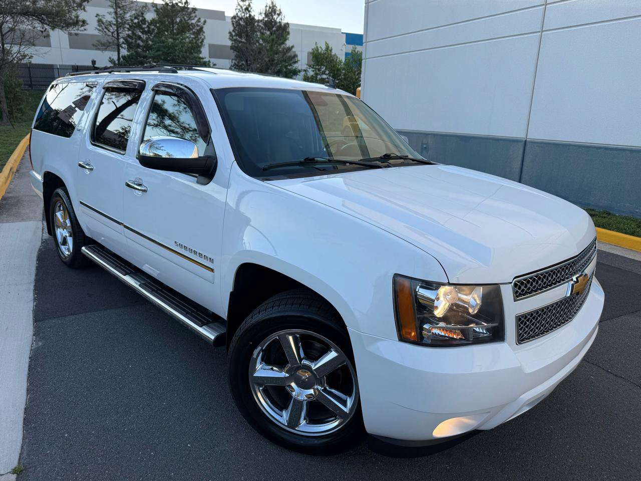 Used 2013 Chevrolet Suburban LTZ AWD/4WD image 7