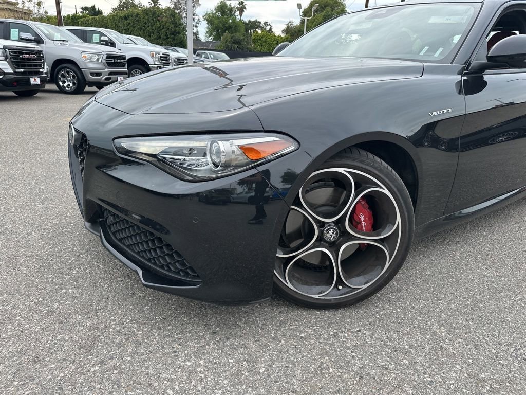 Used 2023 Alfa Romeo Giulia Veloce image 8
