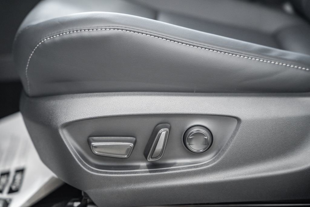 New 2026 Toyota Crown Signia image 39