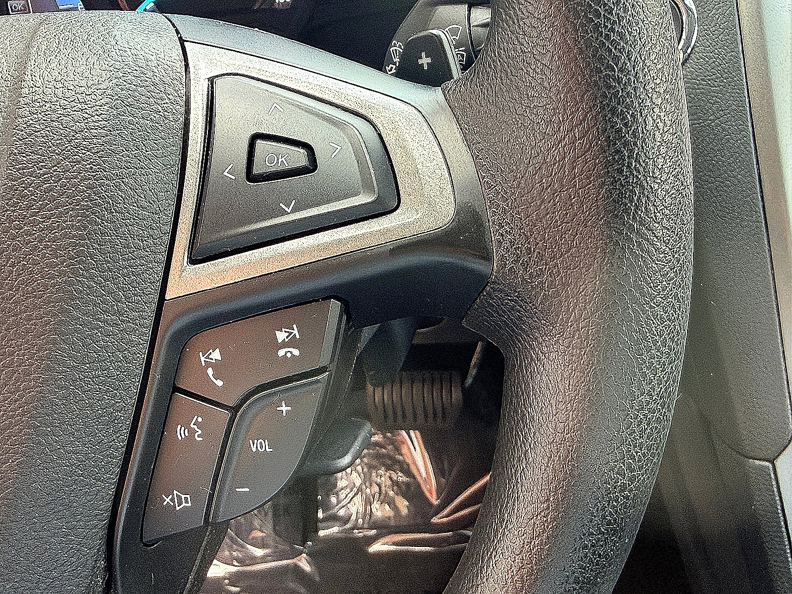 Used 2019 Ford Fusion SE FWD image 22