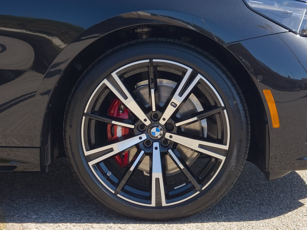 New 2027 BMW 530i w/ M Sport Package RWD image 5