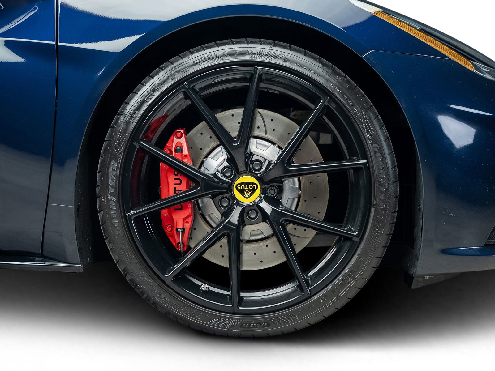 Used 2024 Lotus Emira First Edition RWD image 33