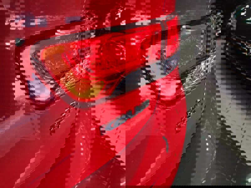 Used 2012 Kia Forte Koup SX image 25