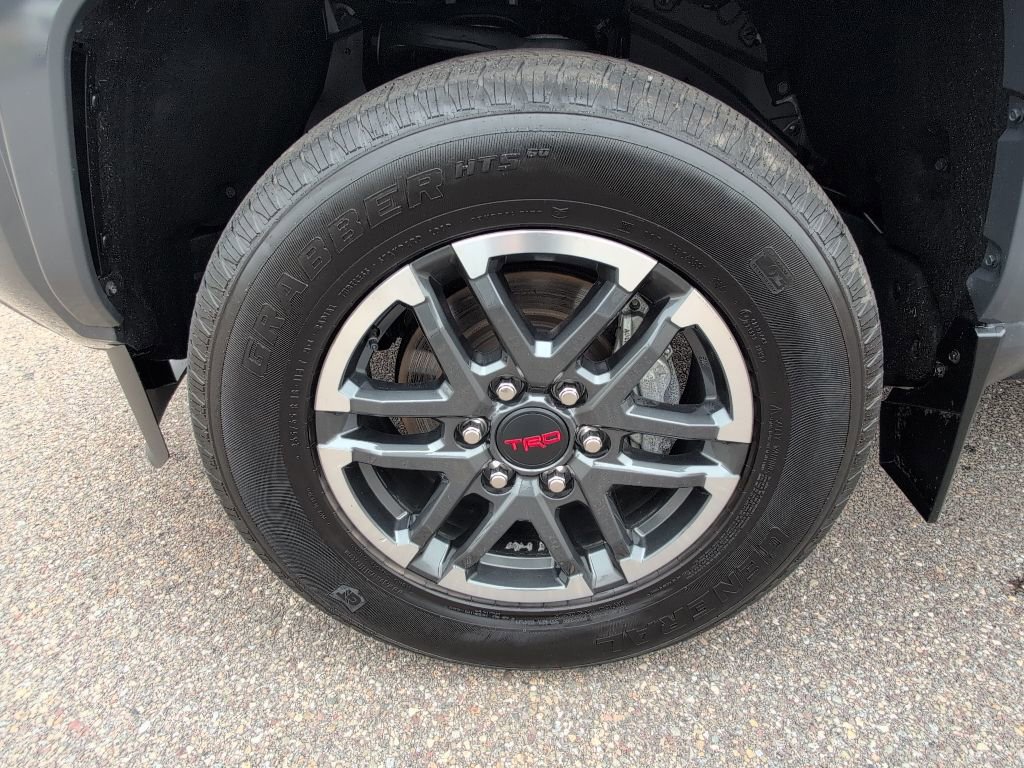 Used 2024 Toyota Tacoma TRD Sport w/ TRD Sport Premium Package AWD/4WD image 12