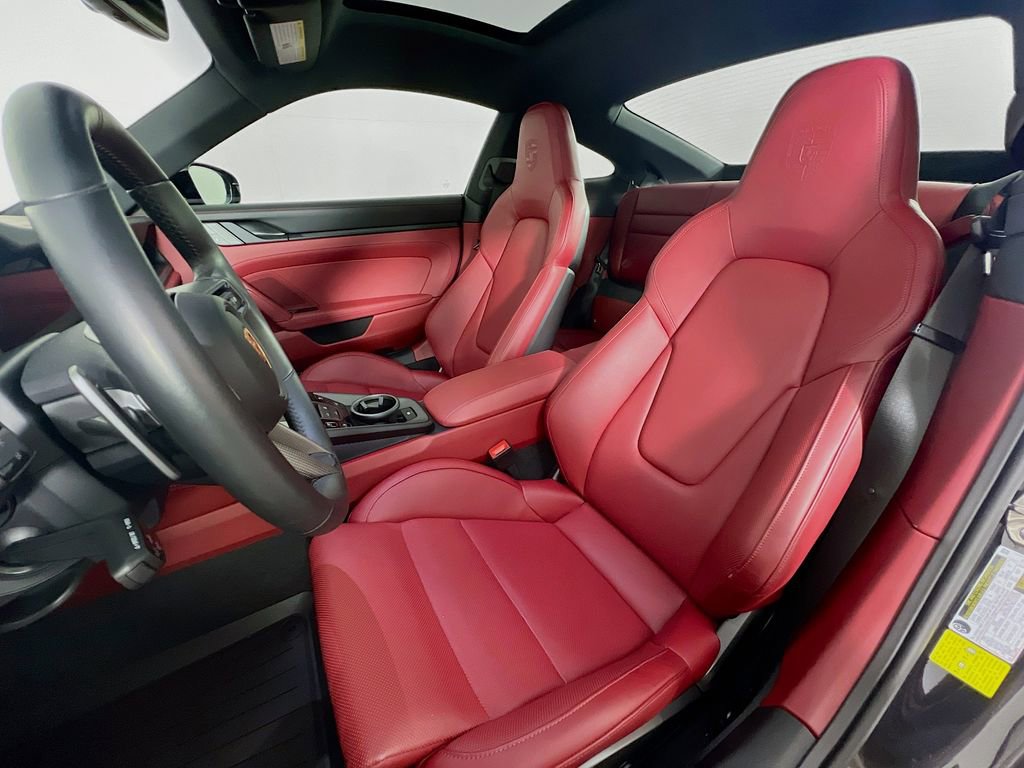 Certified 2024 Porsche 911 Carrera GTS image 5