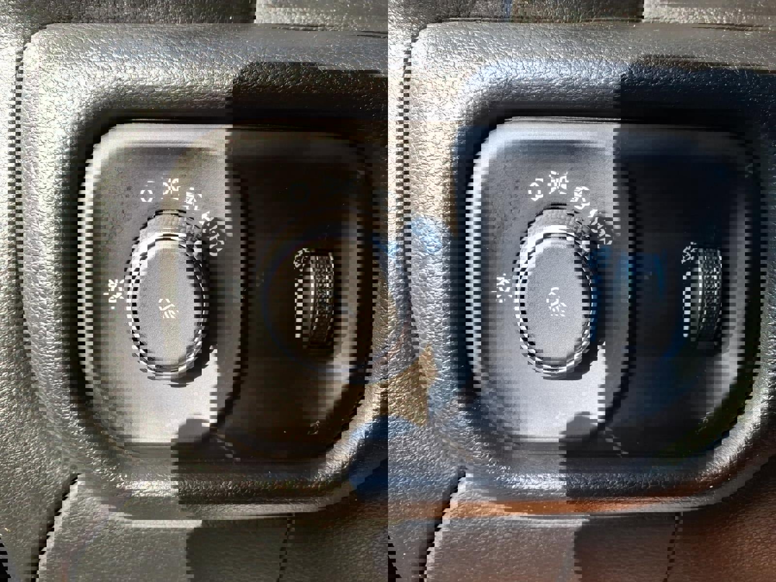 Used 2024 RAM 3500 Tradesman w/ Chrome Appearance Group image 17